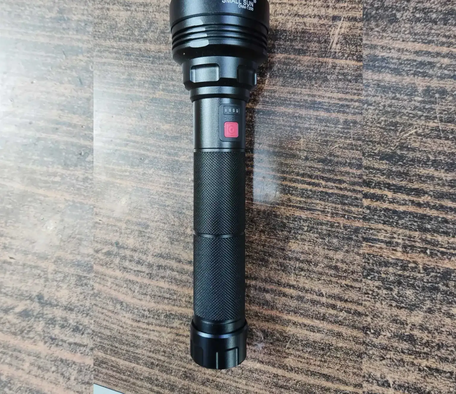 چراغ قوه اسمال سان مدل T200